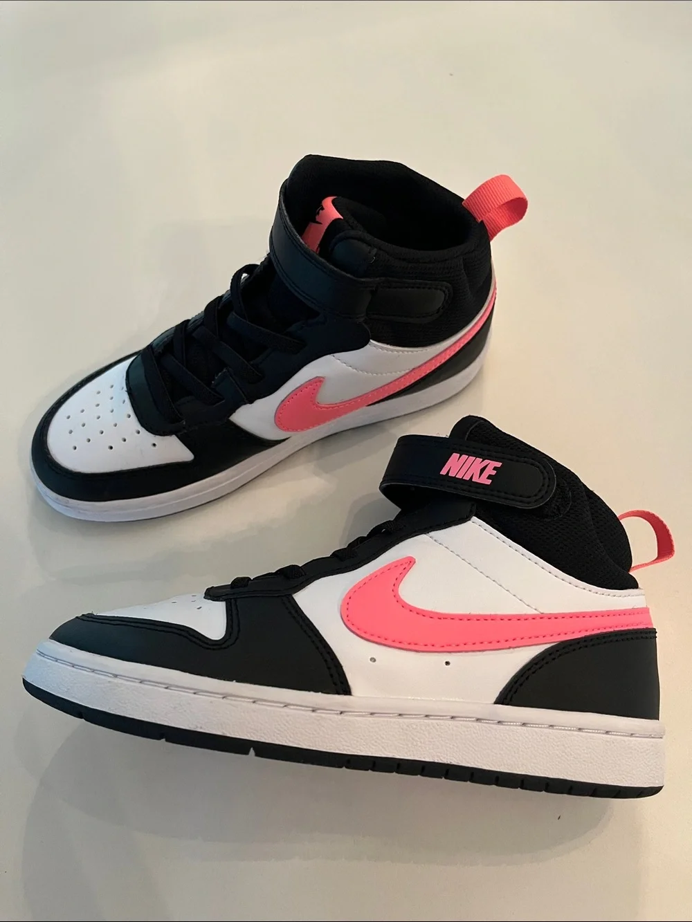 Girls Nike Dunk High Top Sneakers pink/black size 1.5 Youth